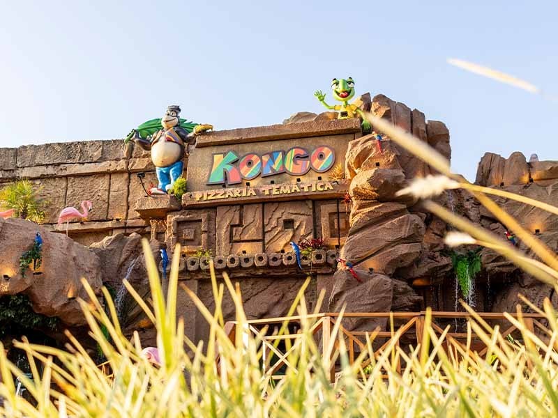 kongo-pizzaria-temática