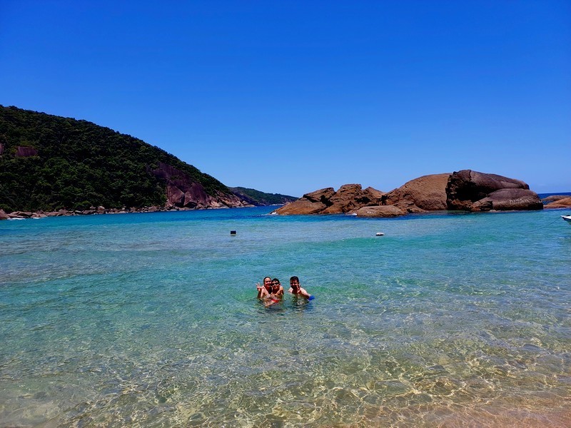 Crystal clear water at Sumaca Beach