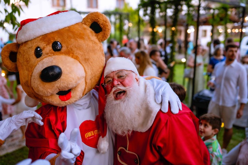 Papai Noel e Ursinho Gui