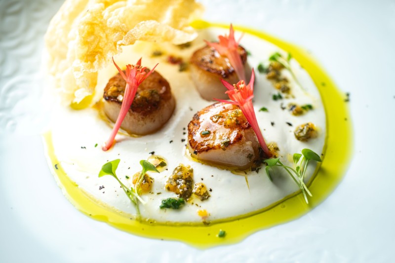 Scallops and chips